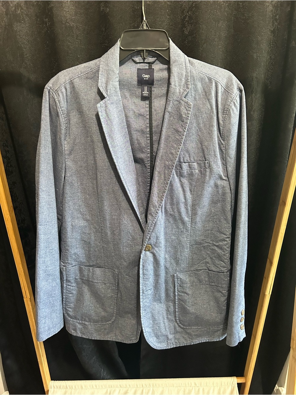 GAP Men's Chambray Light Blue Single-Button Blazer